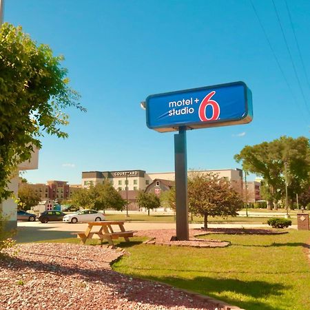 Motel 6 Elkhart, In Eksteriør billede