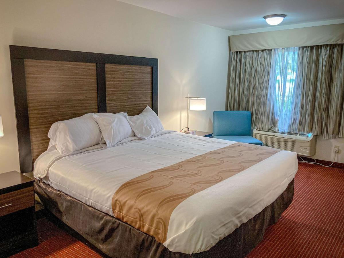 Motel 6 Elkhart, In Eksteriør billede
