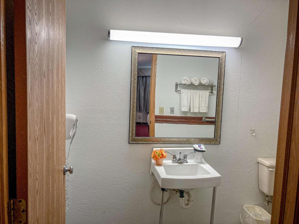 Motel 6 Elkhart, In Eksteriør billede